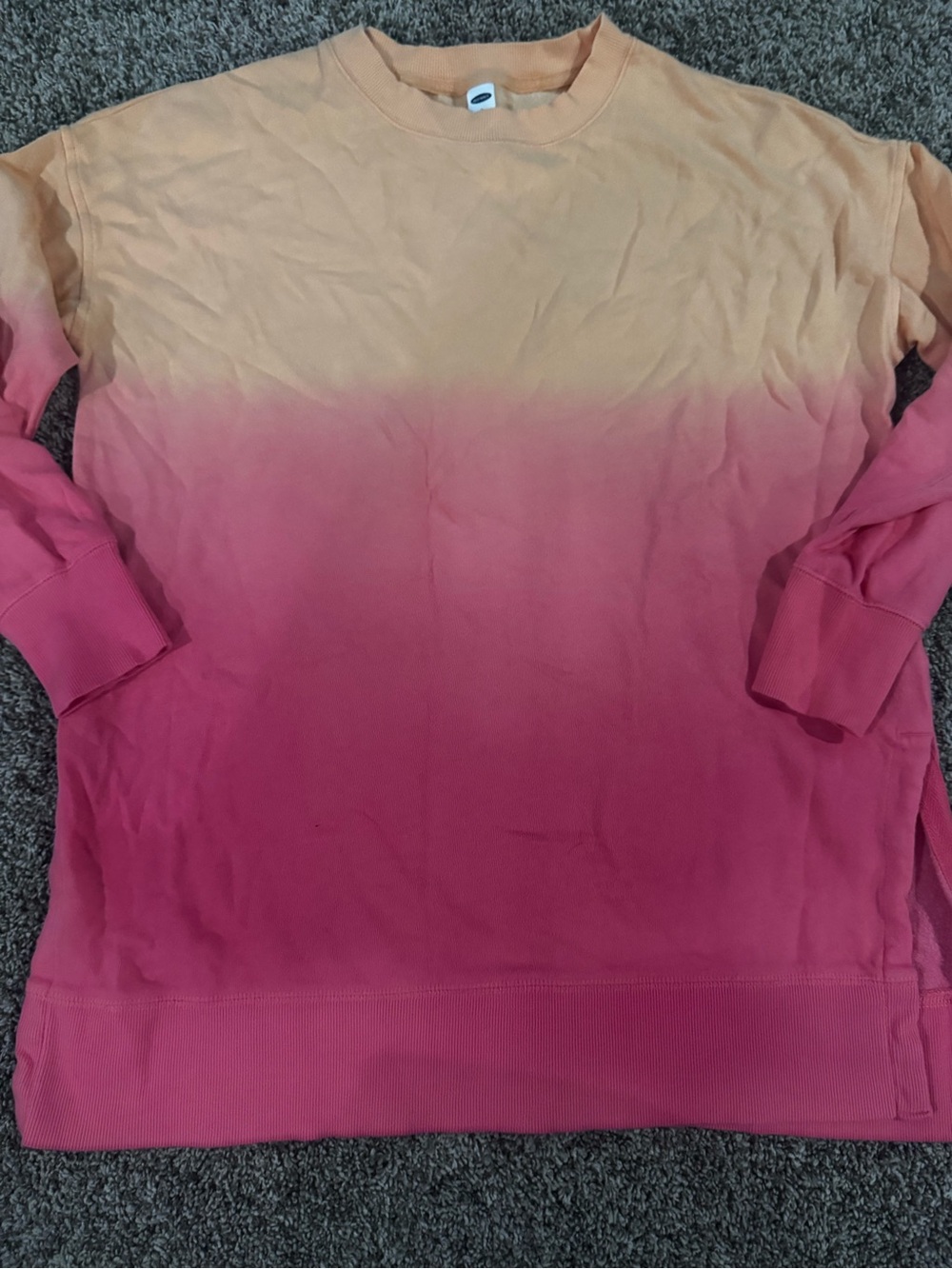 Old Navy Dip-Dye Crewneck Sweatshirt in Peach to Pink